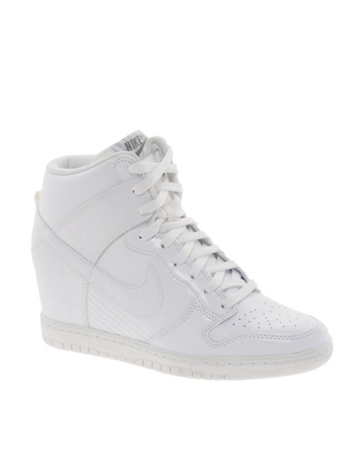 nike compensee blanche