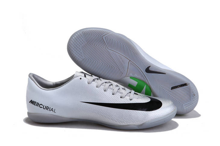 chaussure de foot petit crampon